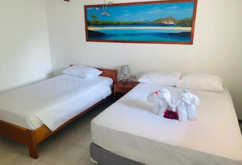 Номер Стандарт, Hostal White House Galapagos