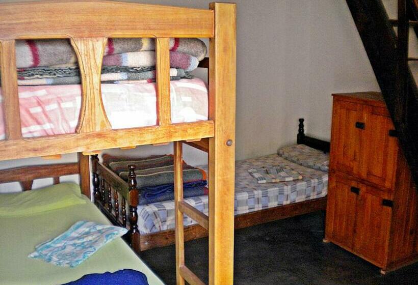 Кровать в Общей Комнате, El Sol Hostel De Humahuaca