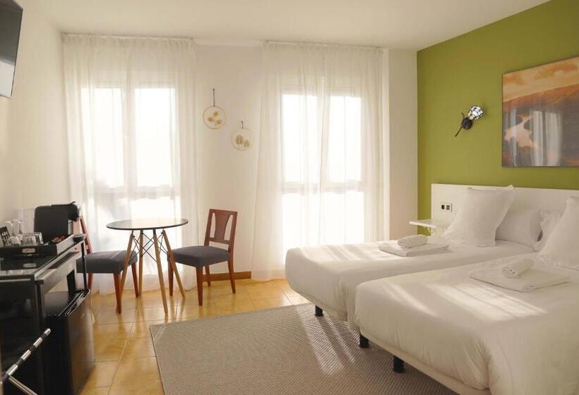 Habitación Estándar, Stellae Luscofusco