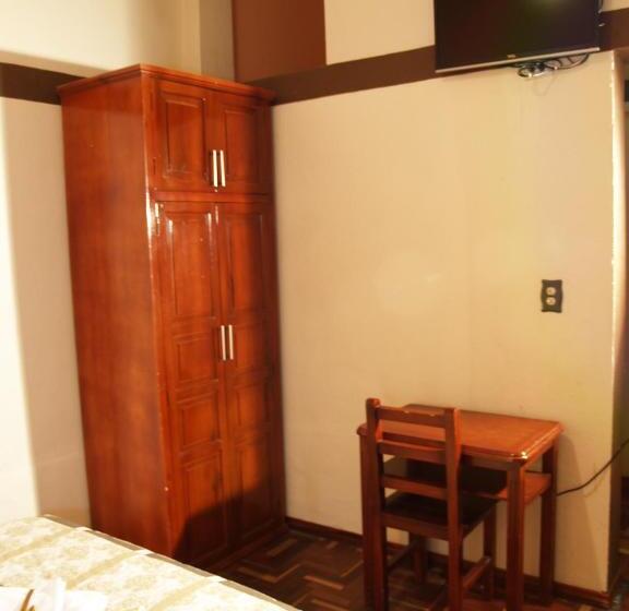 Кровать в Общей Комнате, Rincon Familiar Hostel Boutique
