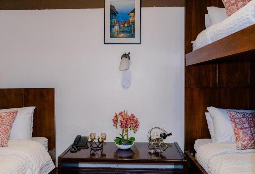 Кровать в Общей Комнате, Rincon Familiar Hostel Boutique