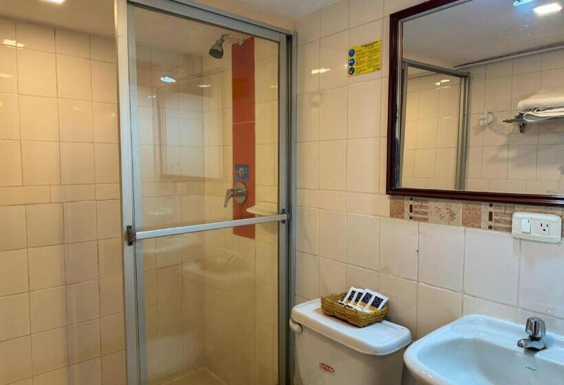 Кровать в Общей Комнате, Rincon Familiar Hostel Boutique