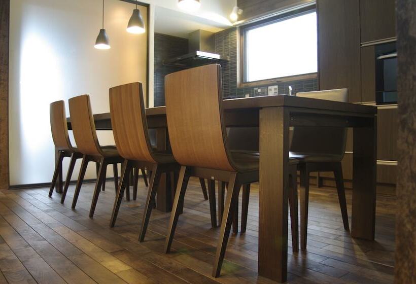 Вилла Deluxe 3 Спальни, Niseko Hirafu Izumikyo Rental Cottage