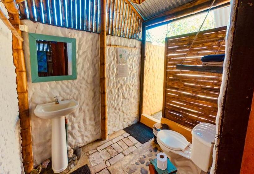 Четырехместный Номер Стандарт, The Mudhouse Hostel Mompiche