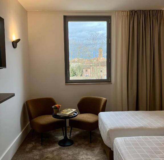 Номер Престиж, Dali Hôtel Montauban