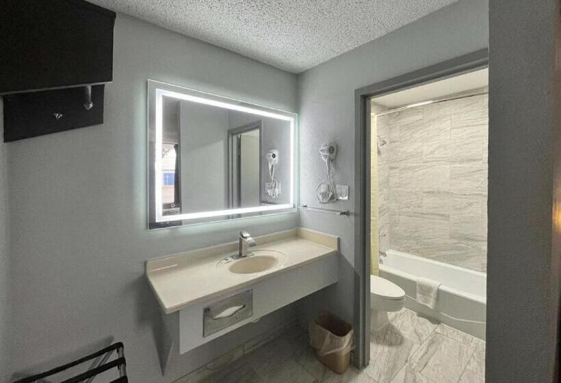 이코노미 룸, Motel 6 Chickasha, Ok