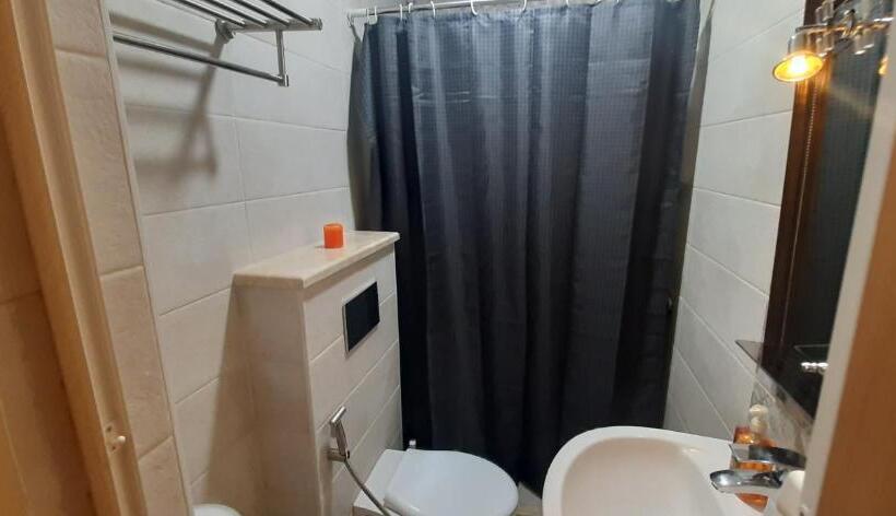 اتاق لوکس با بالکن, The Boutique Hotel Amman