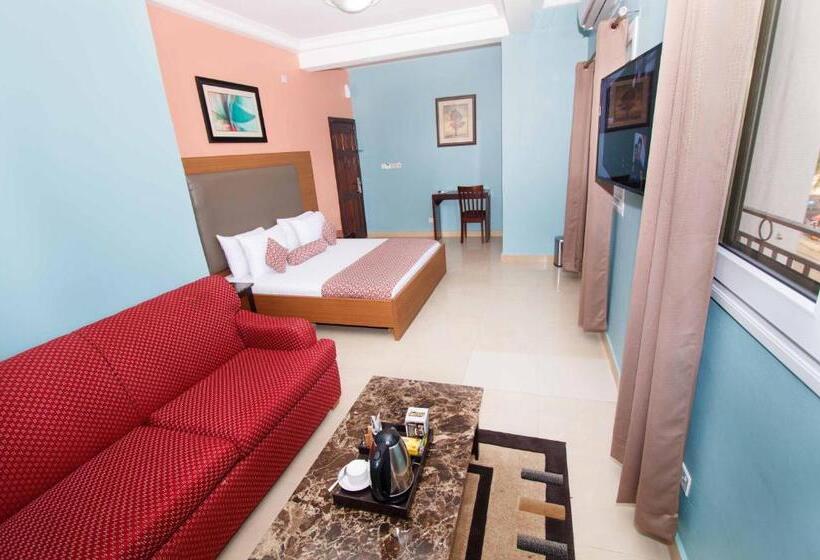 جناح جونيور مطلّ علي البحر, Prestige Suites