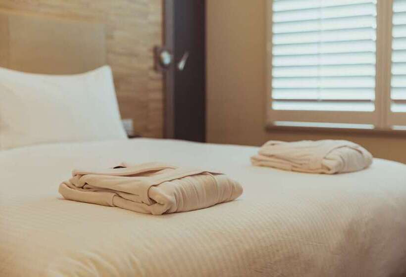 キングサイズベッドのスタンダードルーム, Tailwater Lodge Altmar, Tapestry Collection By Hilton