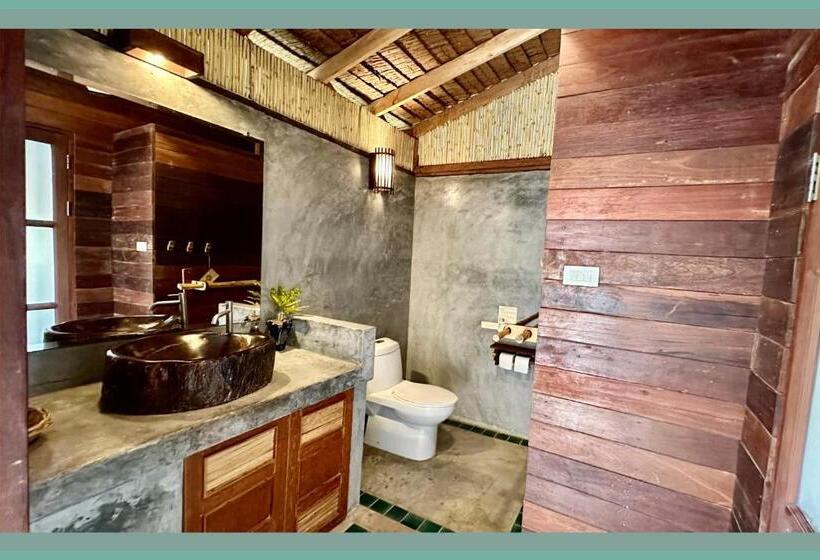 بانگلوی سوپریور, Coco Cottage Resort