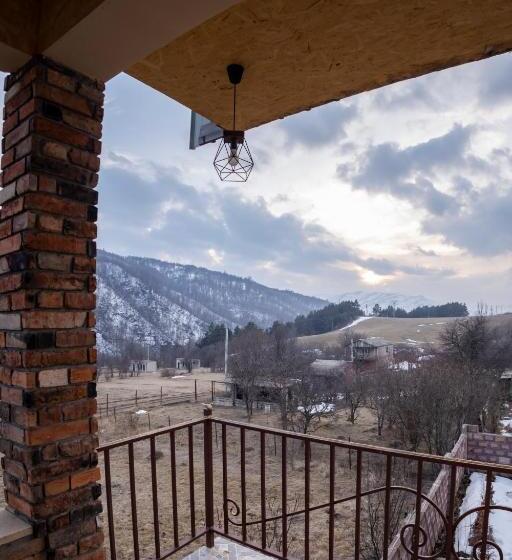Семейный Номер, Stepsa Guest House
