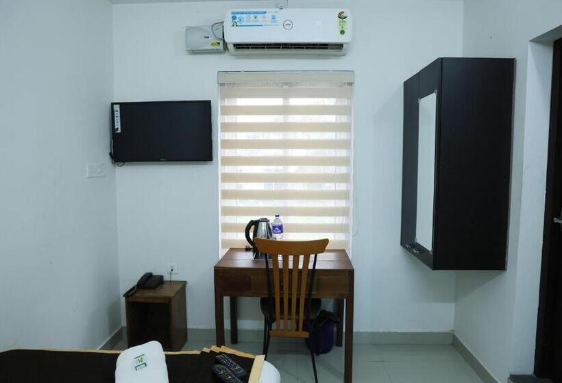 Номер Deluxe, Airport Cochin Royal Residency