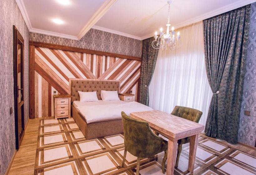 اتاق لوکس با بالکن, Aynur Qala Resort