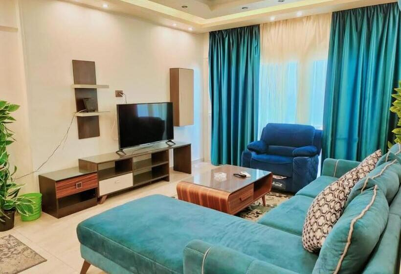 آپارتمان 3 خوابه, Discover Inn