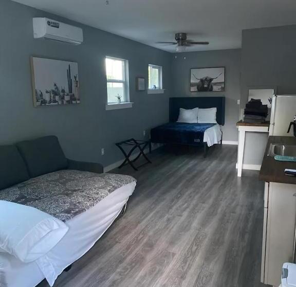 اتاق استاندارد, Atx Tiny House