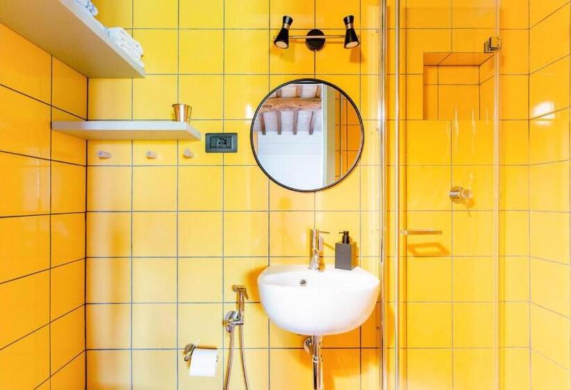 Номер Стандарт, Private Room With Own Bathroom At Podere Noceto