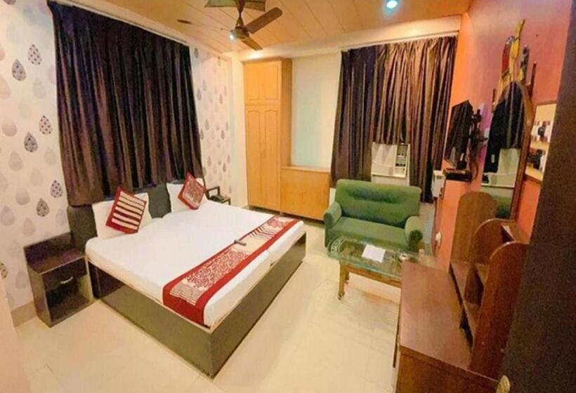 Номер Deluxe, Grg R P International Patna