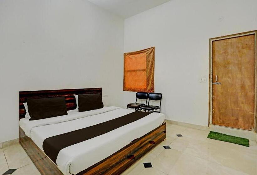 Трехместный Номер Классика, Oyo Hotel Grand View