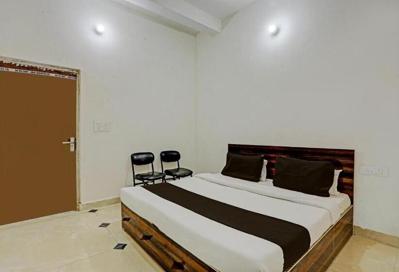 Трехместный Номер Классика, Oyo Hotel Grand View
