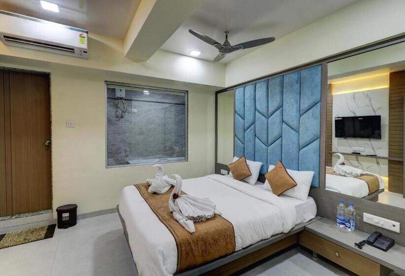 Люкс, Shree Residency Lodging & Boarding