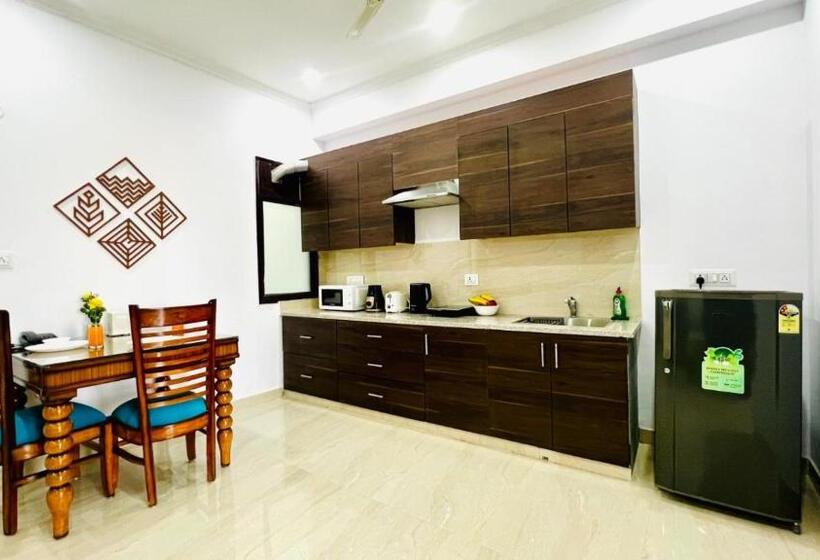 شقة غرفة واحدة, Zen Suites   Golf Course Road Gurgaon