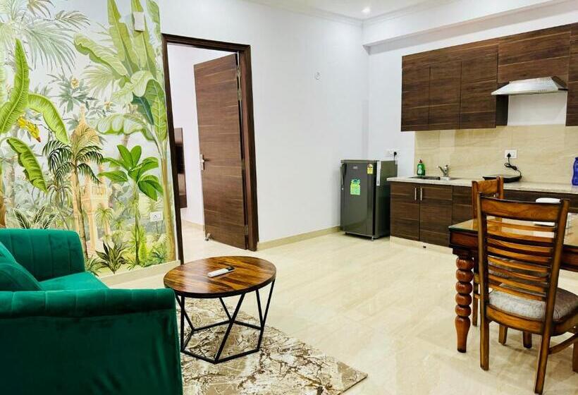 شقة بريميوم غرفة واحدة, Zen Suites   Golf Course Road Gurgaon