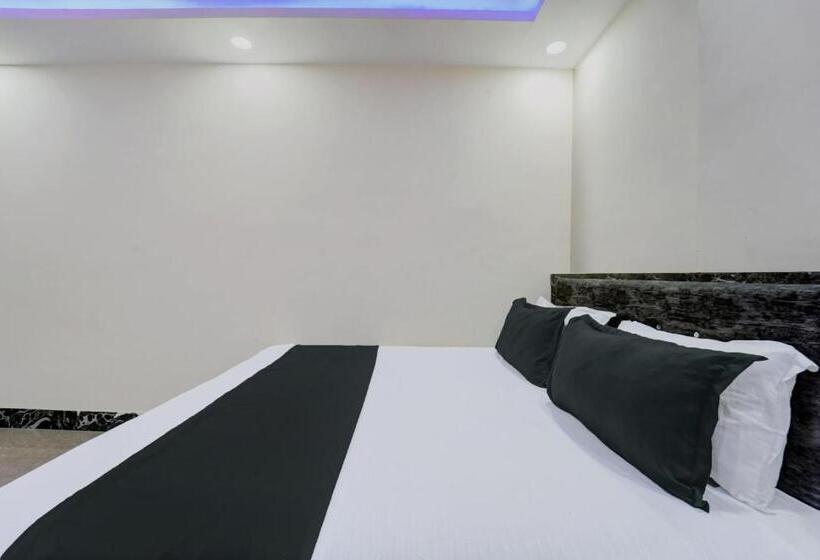 三人经典房间, Oyo Gajraj Banquet Hall Guest House