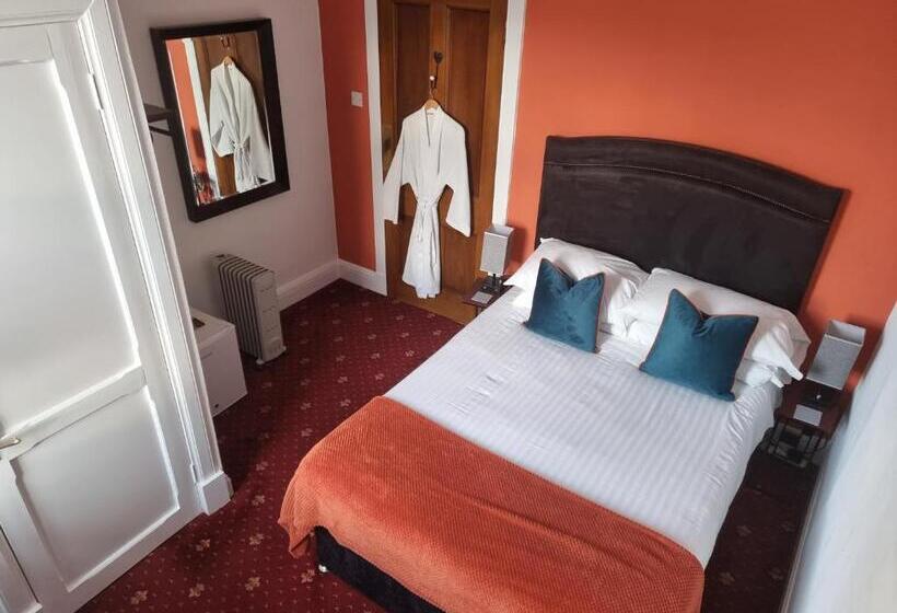 Кровать в Общей Комнате, St Leonards Guest House
