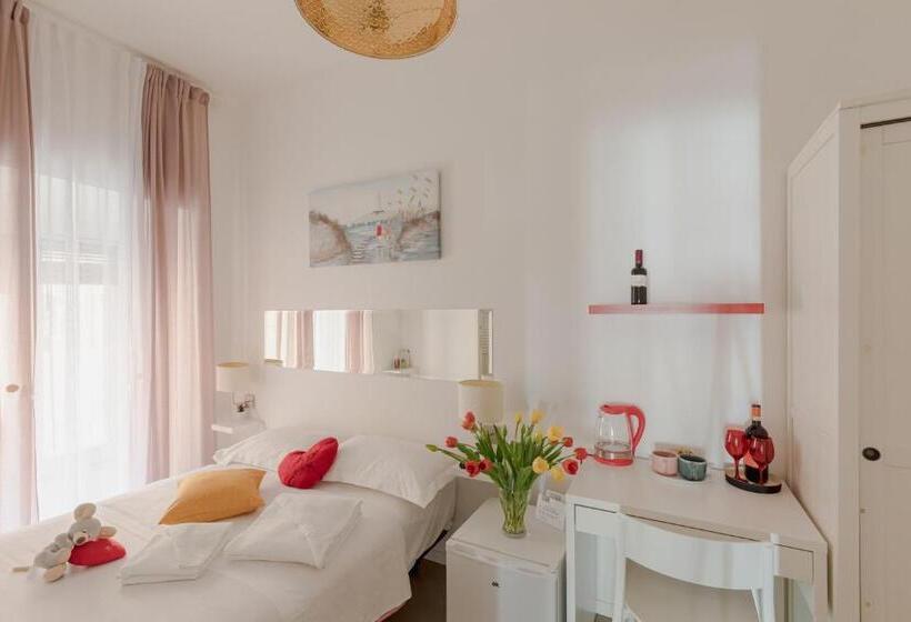 Camera Basic, Stefano House Roma