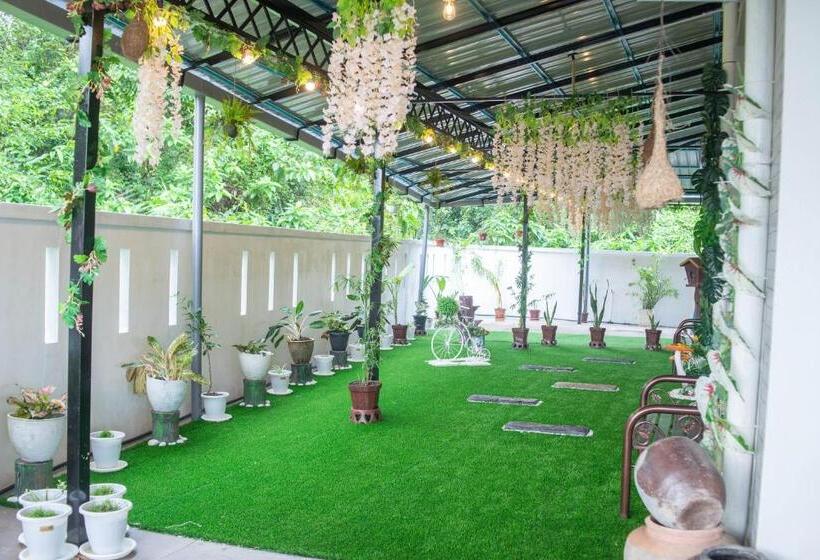 Номер Стандарт, Qiu S Event House Deluxe Room