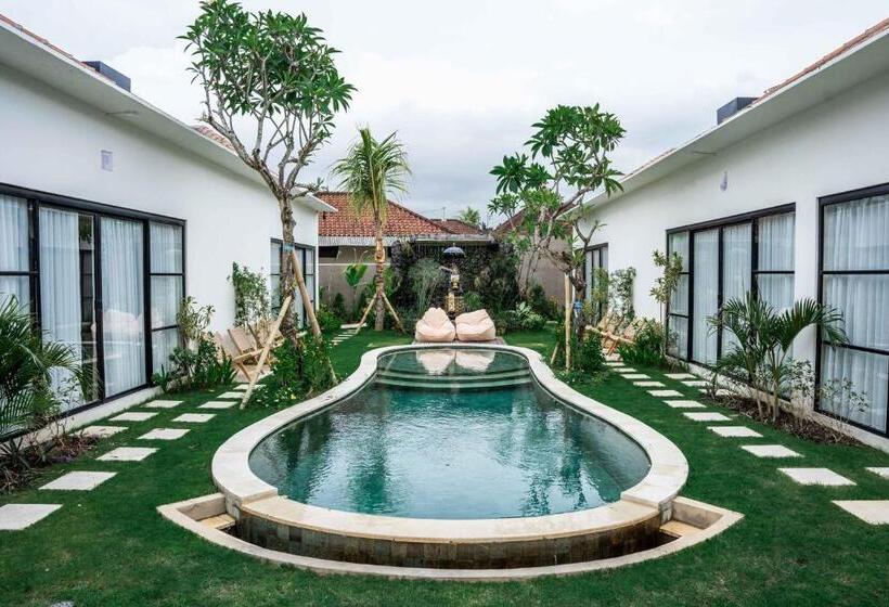 Люкс, Shanti Boutique Retreat