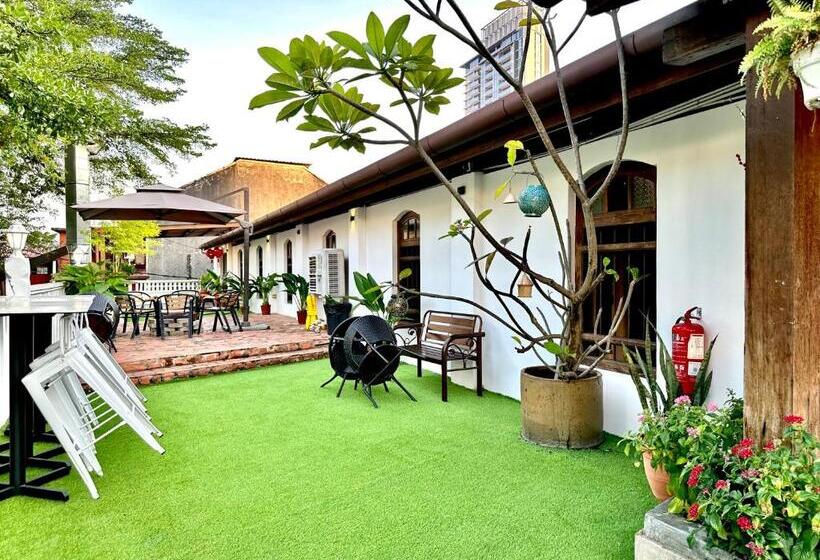 اتاق خانوادگی, Le Meilleur Boutique Hotel@around Gurney