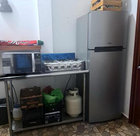 Семейный Номер, Hidden Jems Mahahual Hostel