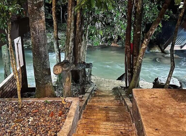 Четырехместный Номер Классик, D Impiana Riverview Chalet # Lenggong