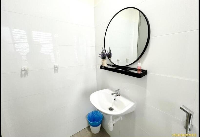 استودیوی لوکس, Near Klia   Kipcore Suite B   Town Centre Sepang