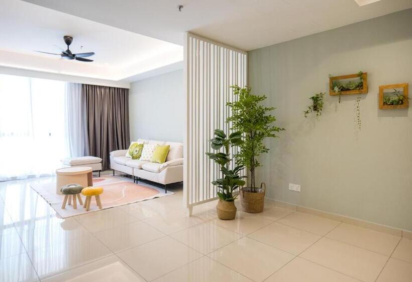 Люкс, Zenstay Sdn Bhd