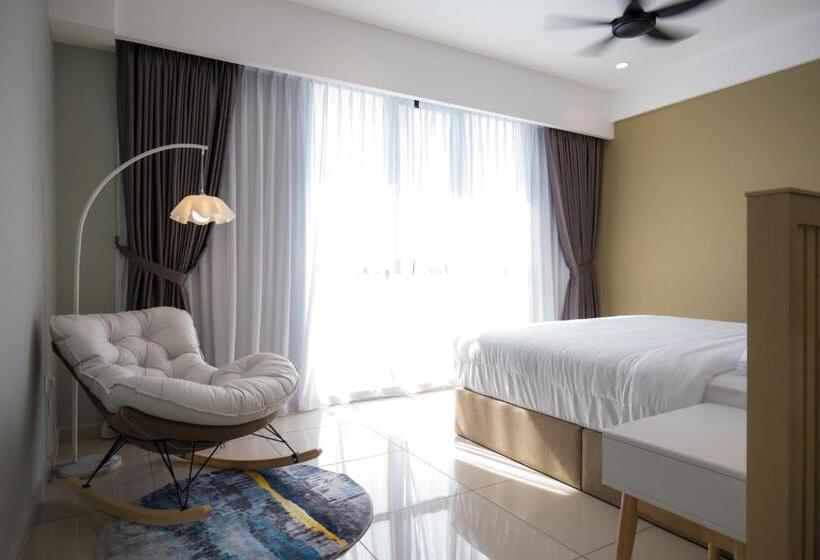 Люкс Повышенной Комфортности, Zenstay Sdn Bhd