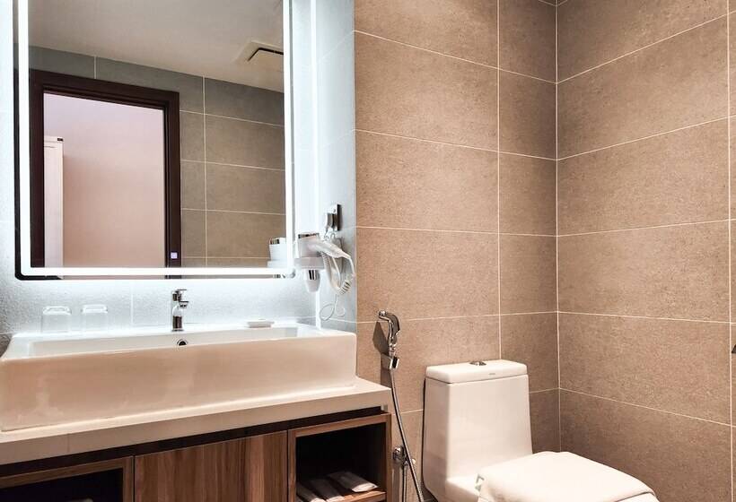 Люкс Повышенной Комфортности, Fox Hotel Glenmarie Shah Alam Managed By The Ascott Limited