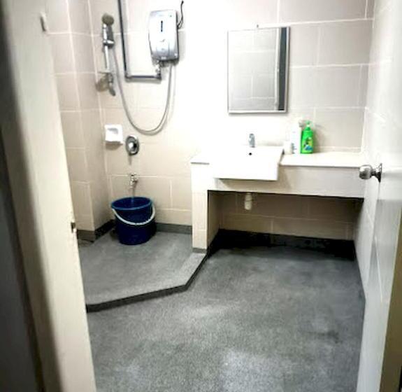 Номер Стандарт Трехместный, Oyo Home 90768 Flo Inn Motel