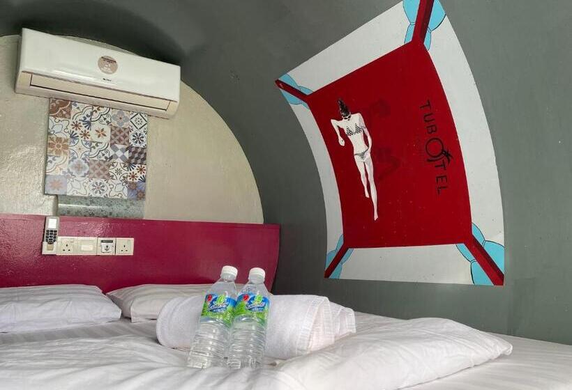 اتاق استاندارد با بالکن و چشم‌انداز دریا, Tubotel