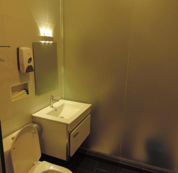 Family Suite, Golden Leaf Hotel Danga Bay 5 Minutes Hospital Hsa,zoo,angsana Mall,20 Minutes Utm, Legoland