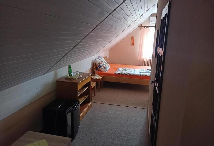 Номер Стандарт Трехместный, Koloniál Skalité