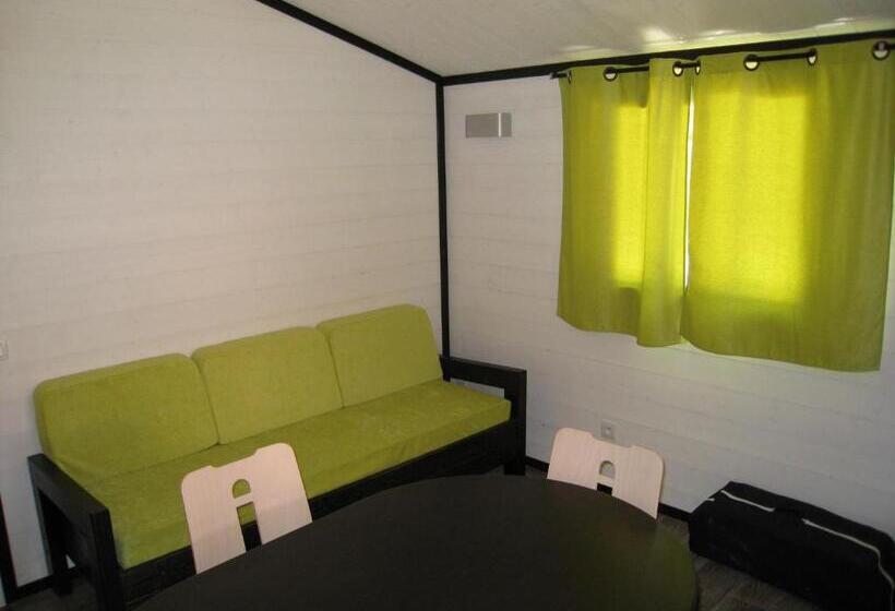 1 Bedroom Chalet, Les Buissonnets