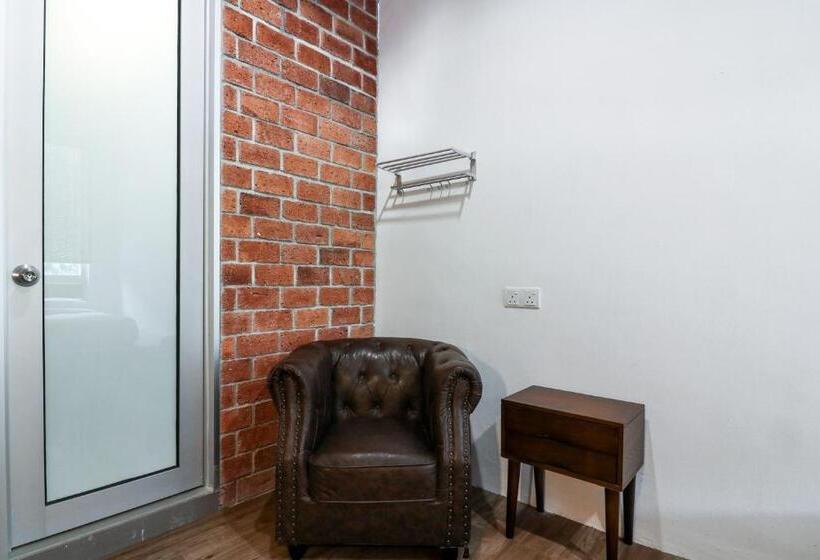 اتاق لوکس, Urbanstay Industrial