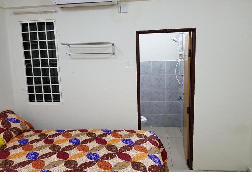 Дом 1 Спальня, Mri Residence   Homestay In Sg Buloh With Swimming Pool   No Pork&alcohol Allowed