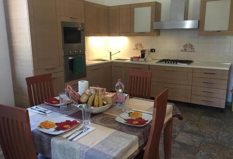 Семейный Номер, Villa Althea