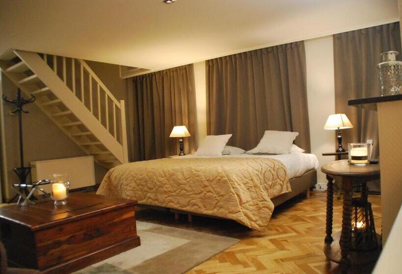Апартаменты 1 Спальня, Skindles Guesthouse