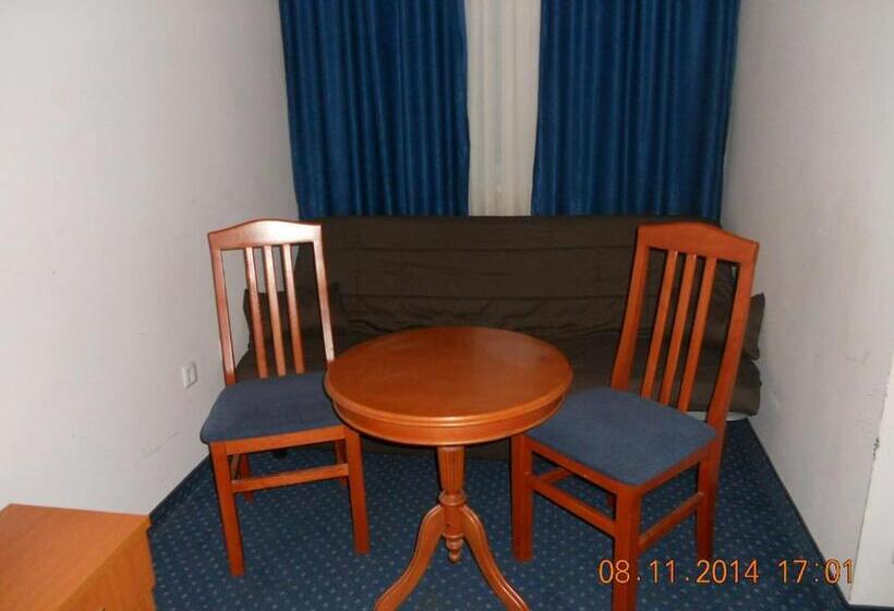Номер Стандарт с Балконом, Family Hotel Helios