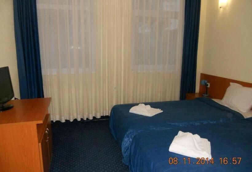 Люкс, Family Hotel Helios