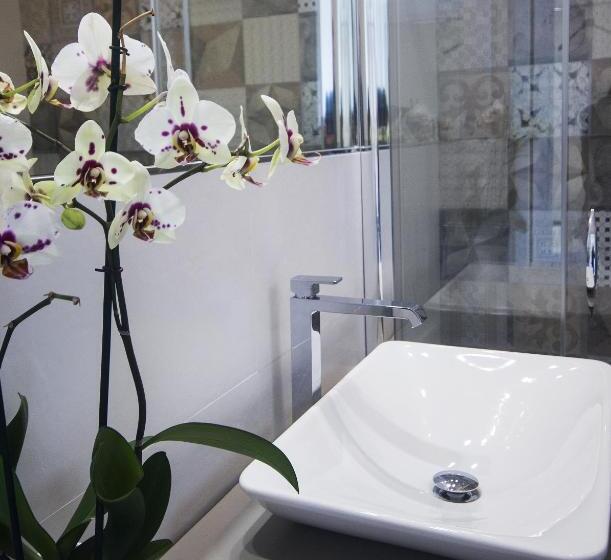 اتاق لوکس, Bv Kalafiorita Resort